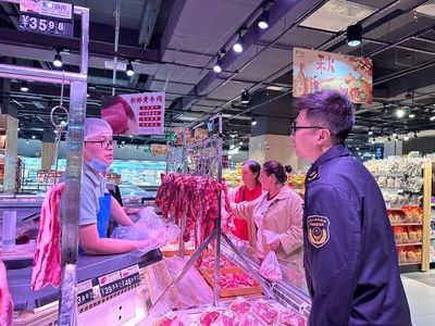 關掉'美顏'生鮮燈，還原食物'本色'——食品銷售中的誠信與責任