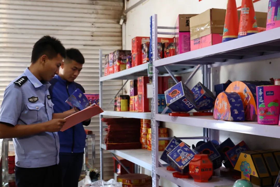 萬(wàn)興鄉(xiāng)筑牢安全防線 扎實(shí)開展國(guó)慶節(jié)前食品銷售領(lǐng)域安全大排查